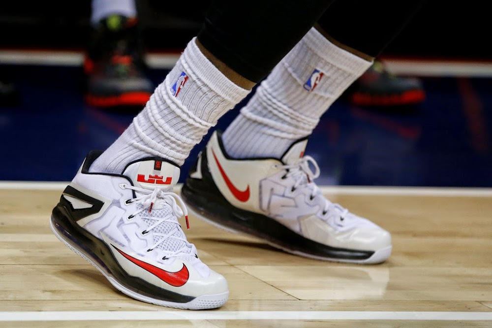 chaussure lebron james 11